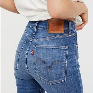 Levi’s Mile High Super Skinny Jeans